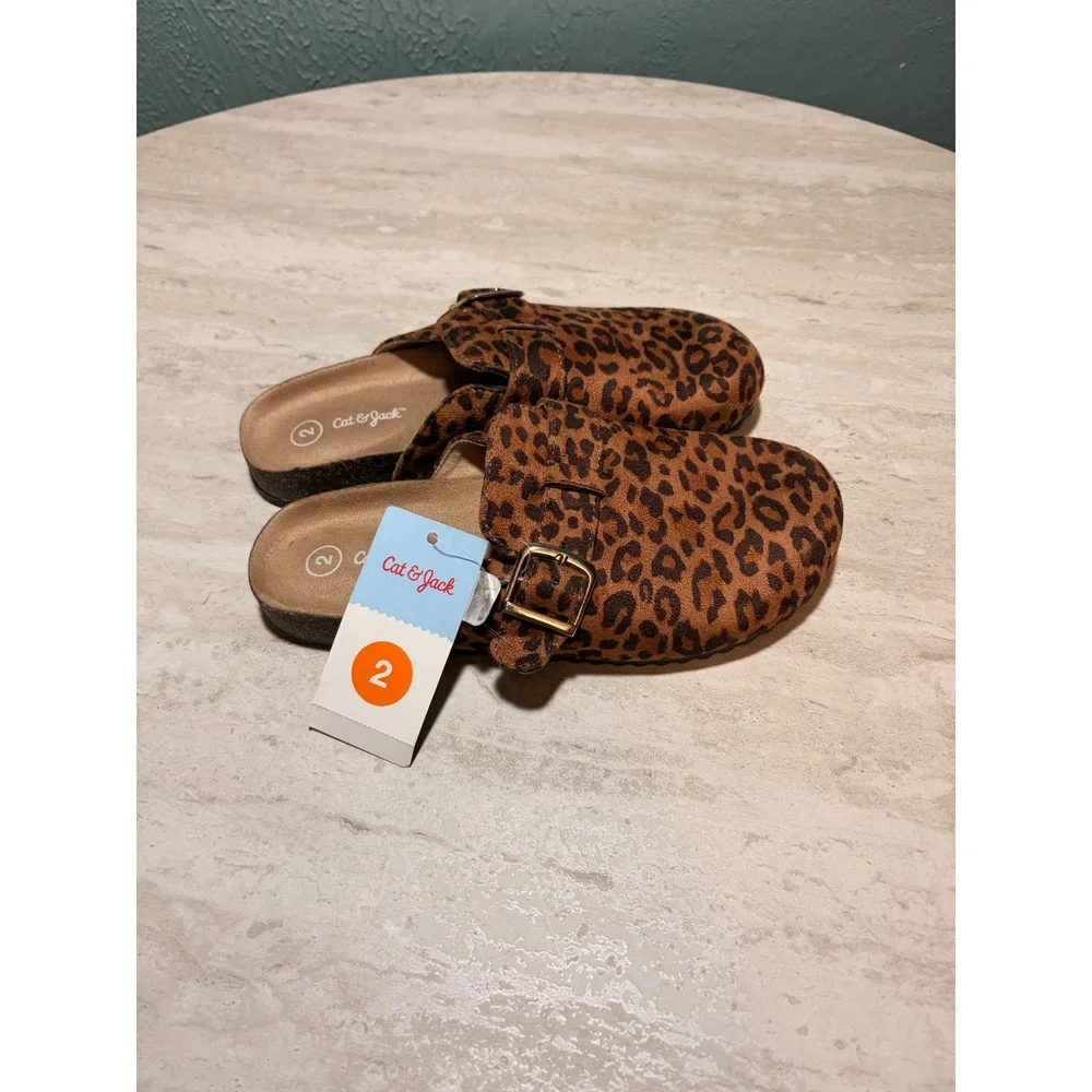 Cat & Jack Girls Size 2 Shoe Bundle Leopard Clogs and Taupe Metallic Sandals NEW